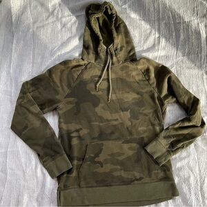 Express Olive Camouflage Hoodie Classic‎ Loungewear